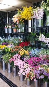 「百花園」　（愛知県名古屋市瑞穂区）の花屋店舗写真2